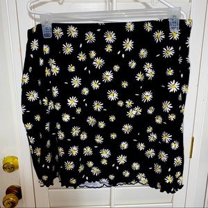 NWOT! Super Cute Sunflower Skirt! XL